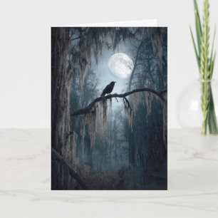 Carte Corbeau d'Halloween dans une forêt sinistre