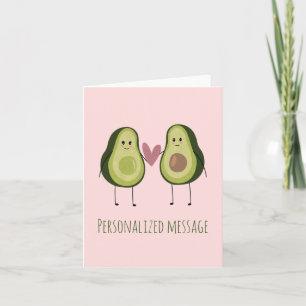 Carte Couple Avocado mignonne avec Arrière - plan pastel