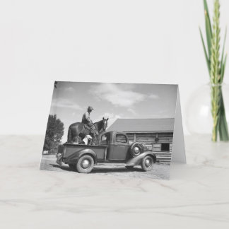 Carte Cowboy avec le cheval dans un camion