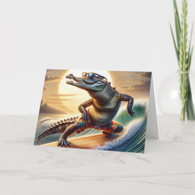 Carte Crocodile d'anniversaire sur une planche de surf (Devant)