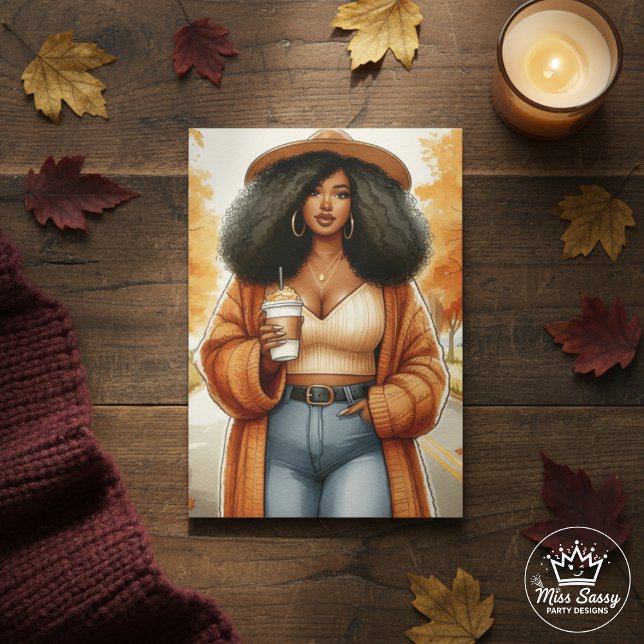 Carte Curvy Cosy Africaine Américaine Thanksgiving (Celebrate Thanksgiving with a chic Black woman card, cozy autumn leaves, warm vibes, and gratitude.)