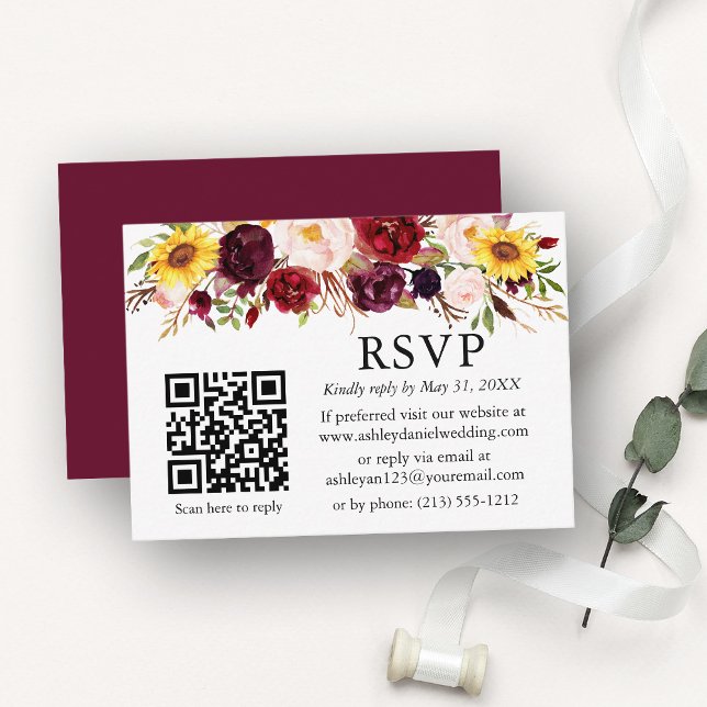 Carte D'accompagnement Aquarelle Mélangée Florale Bourgogne QR Wedding RS (Customize to change text color, text style or color of back of card.)