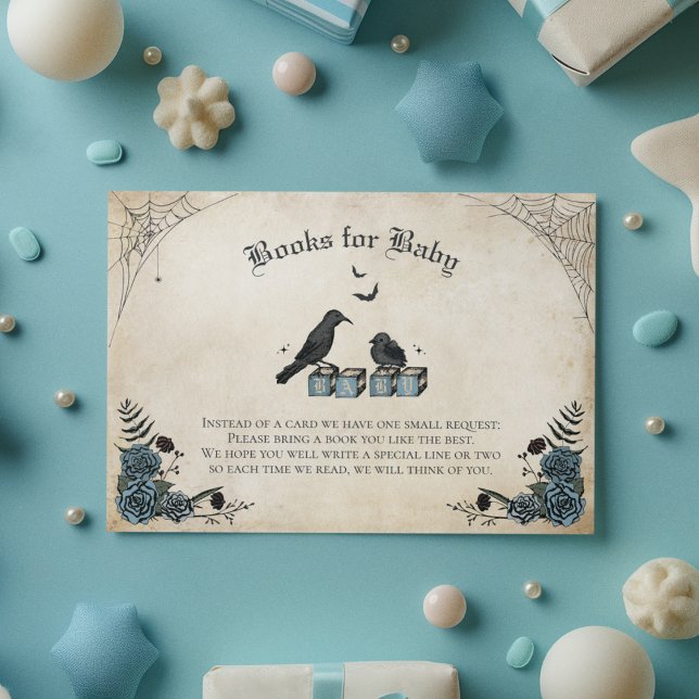 Carte D'accompagnement Baby shower gothique corbeau noir Livres pour bébé (Gothic Baby Shower Books For Baby Card. Black Raven, Blue Roses, Spiderwebs, Wooden Baby Blocks)