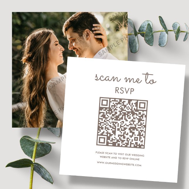 Carte D'accompagnement Blanc et Brown | Code QR RSVP de mariage (Créateur téléchargé)