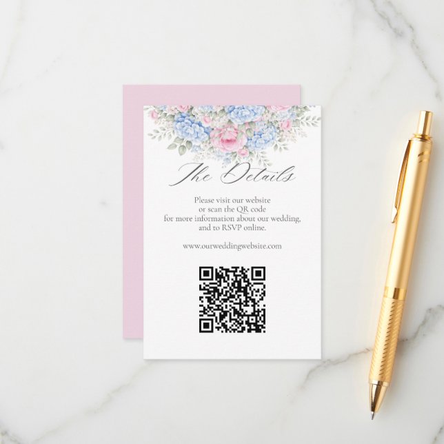 Carte D'accompagnement Blue Hydrangea Pink Floral Wedding Website QR Code (Devant/Arrière en situation)