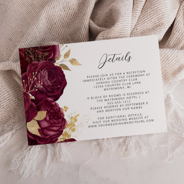 Carte D'accompagnement Burgundy Floral Gold Script Détails du Mariage (Créateur téléchargé)