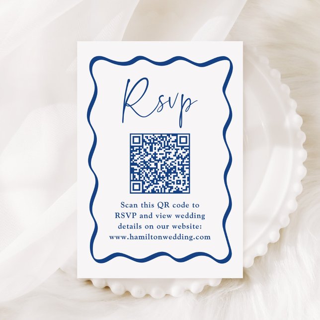 Carte D'accompagnement Cadre moderne bleu Wavy QR Code Mariage RSVP (Créateur téléchargé)