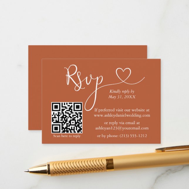 Carte D'accompagnement Calligraphie Mariage cardiaque QR RSVP Terracotta (Devant/Arrière en situation)