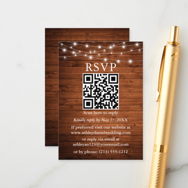 Carte D'accompagnement Chaîne de bois rustique éclaire QR Wedding RSVP (Devant/Arrière en situation)