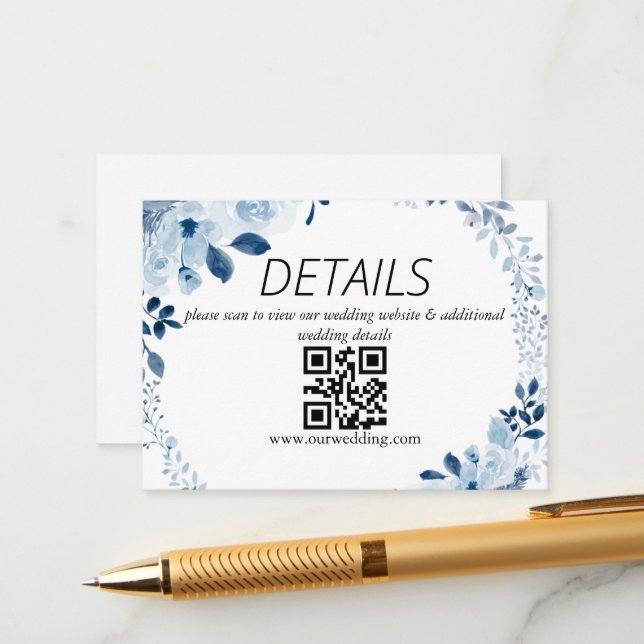 Carte D'accompagnement Code QR de mariage floral français bleu moderne (Devant/Arrière en situation)