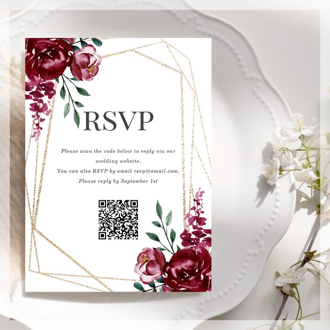 Carte D'accompagnement Code QR RSVP | Bourgogne | Marsala Rouge Floral (Créateur téléchargé)