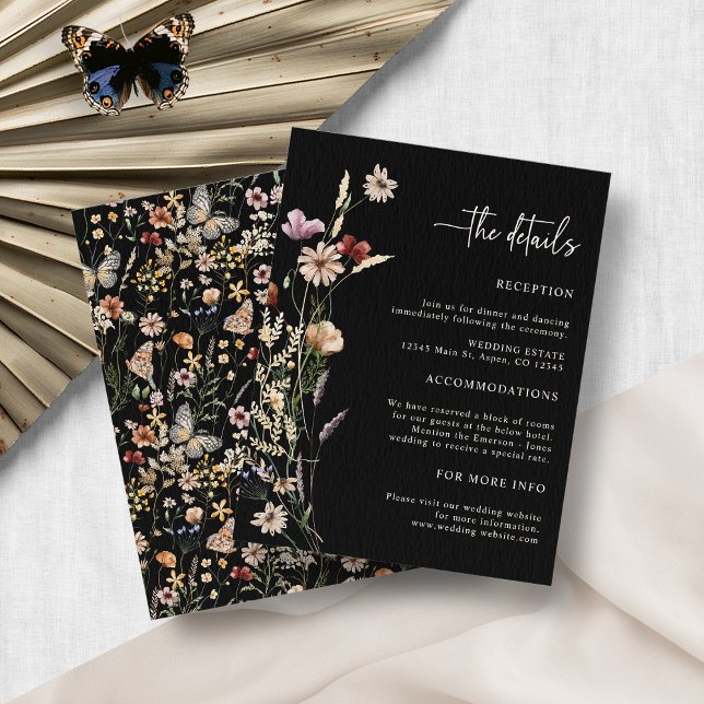 Carte d'accompagnement de mariage florale bohème (Elegant Black Boho Floral Wedding Enclosure Card by Painted Paperie
)