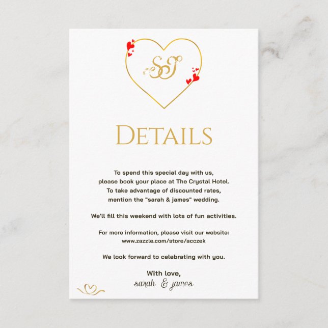 Carte D'accompagnement Détails de mariage à monogramme doré et cœurs roug (Devant)