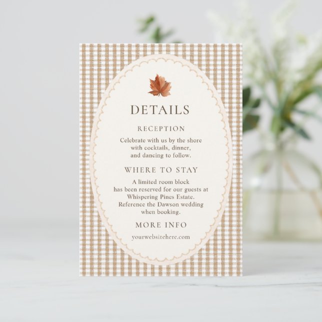 Carte D'accompagnement Détails de mariage automnal rustique avec feuilles (Debout devant)