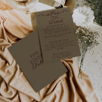 Détails de mariage bohème floraux taupe bordeaux c