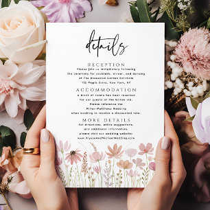 Carte D'accompagnement Détails de mariage floral neutre et sauvage