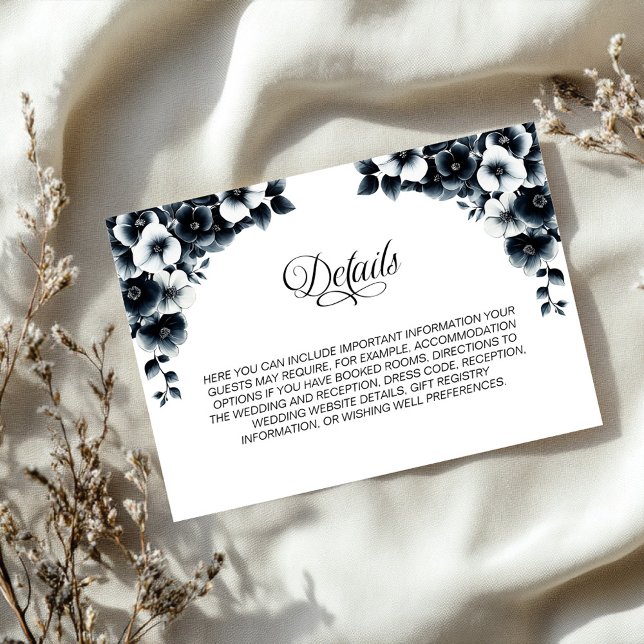 Carte D'accompagnement Détails du Mariage Floral noir et blanc (Créateur téléchargé)