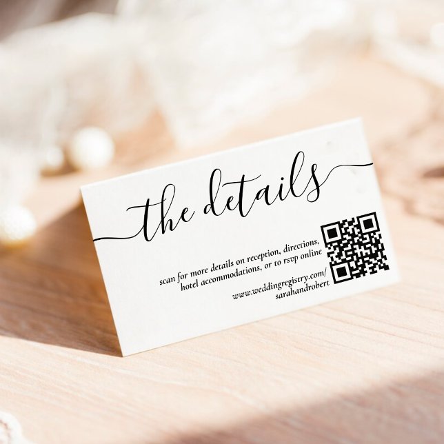 Carte D'accompagnement Détails simples du Mariage de script blanc et noir (Simple Black and White Script QR Code Wedding Details Enclosure Card)