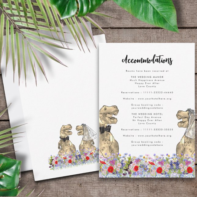 Carte D'accompagnement Dinosaur Hébergements Mariages à thème (Fun Dinosaur wedding T-Rex bride and groom colorful wildflowers accommodations enclosure card)