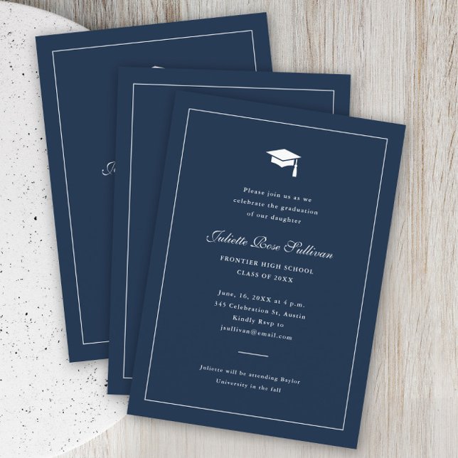 Carte D'accompagnement Diplôme de Typographie Simple (Elegant navy blue simple type graduation invitation enclosure card.)