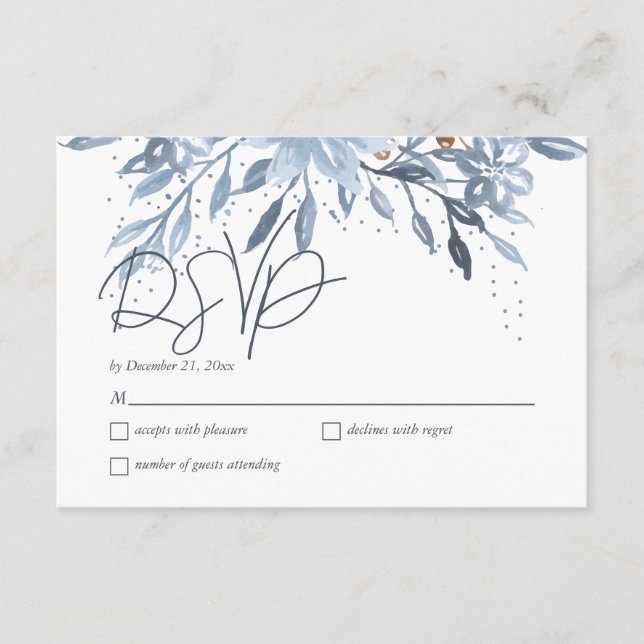 Carte D'accompagnement Dusty Blue Floral Chic Script hiver Thème RSVP (Devant)