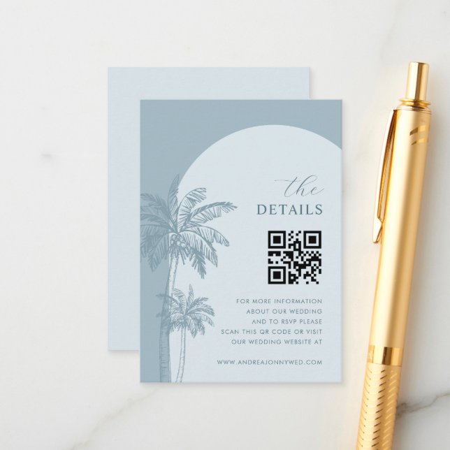 Carte D'accompagnement Dusty Blue Palm Trees QR Code Détails Mariage (Devant/Arrière en situation)