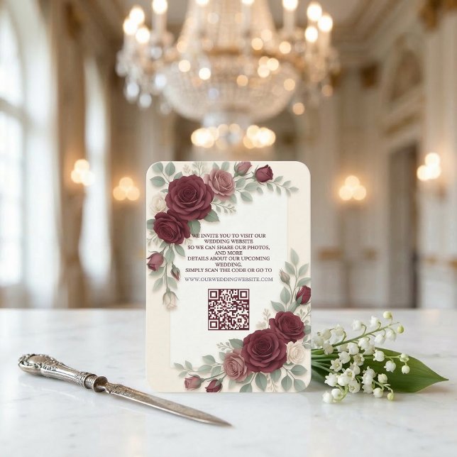 Carte D'accompagnement Elegant Burgundy  Modern QR Code Wedding (Créateur téléchargé)