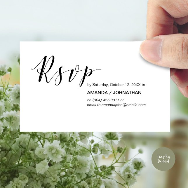 Carte D'accompagnement Élégant moderne, Script noir, Party RSVP (Modern Wedding RSVP Invitation Card, Online reply, Email or phone, in black and white)