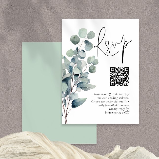 Carte D'accompagnement Elégant Sage Eucalyptus QR Code Mariage RSVP (Front and Back View)