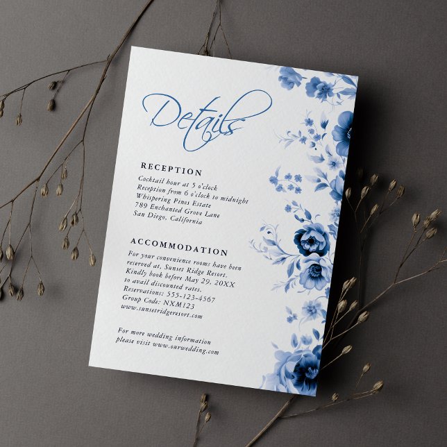 Carte D'accompagnement Élégant Script Français Blue Floral Toile Mariage (Créateur téléchargé)