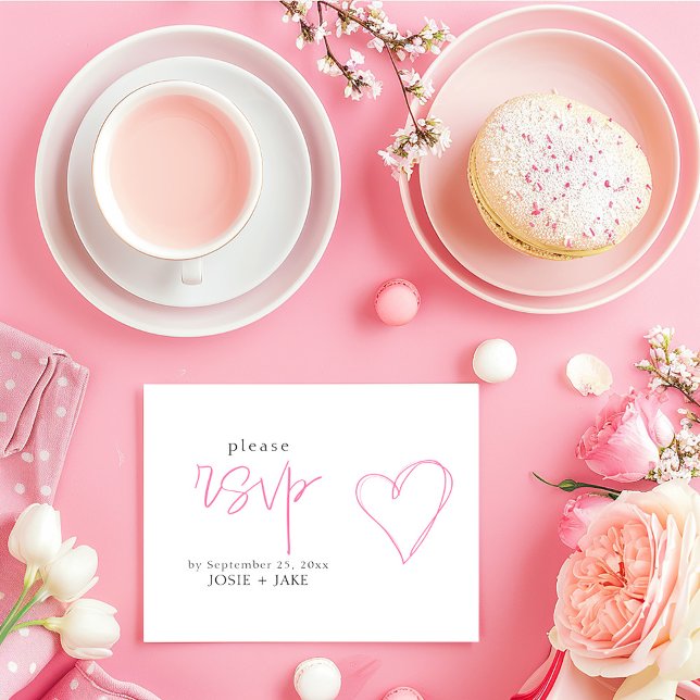 Carte D'accompagnement Enceinte rsvp coeur rose amusant (Simple and clean pink and white "rsvp" wedding response card with a pink hand drawn style love heart)