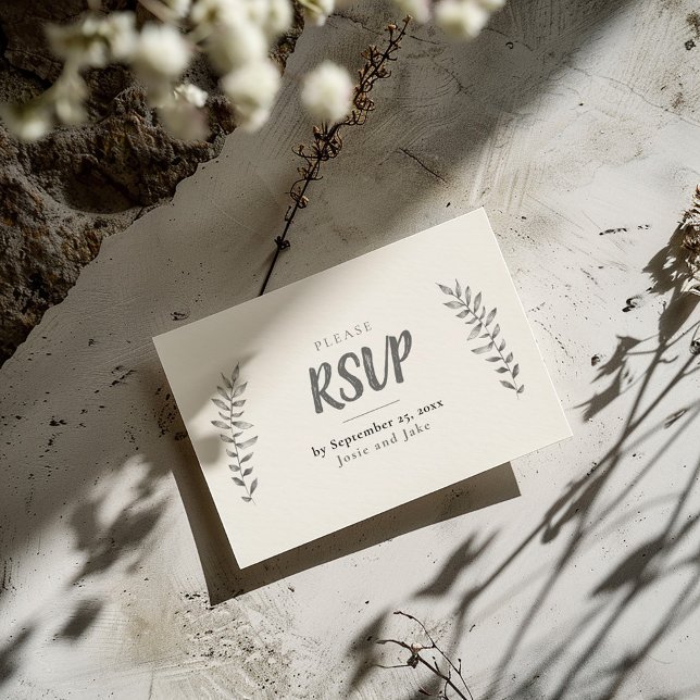 Carte D'accompagnement Feuilles dessinés au crayon RSVP (Light and simple "RSVP" wedding enclosure card with pencil drawn style leaves and wedding details.)