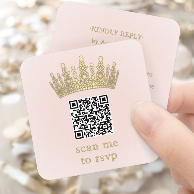 Carte D'accompagnement Gold Crown Blush Pink Quinceañera Scan Me QR RSVP (Créateur téléchargé)