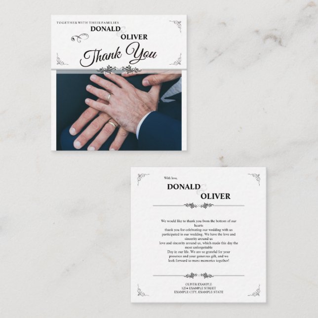 Carte D'accompagnement Mains d'un couple de Mariages gais avec anneaux (Devant / Derrière)
