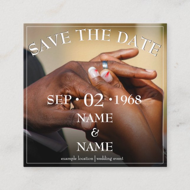 Carte D'accompagnement Mains d'un couple mariage avec anneau (Devant)