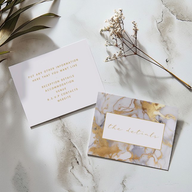 Carte D'accompagnement Marbre blanc et or mariage les détails (Back and front Wedding "the details" card: Modern white and gold marble frame with gold script.)