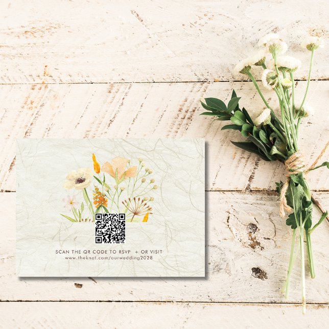 Carte D'accompagnement Mariage de code QR en Fleur sauvage lunatique (Whimsical Wildflowers QR Code Wedding Enclosure Card)