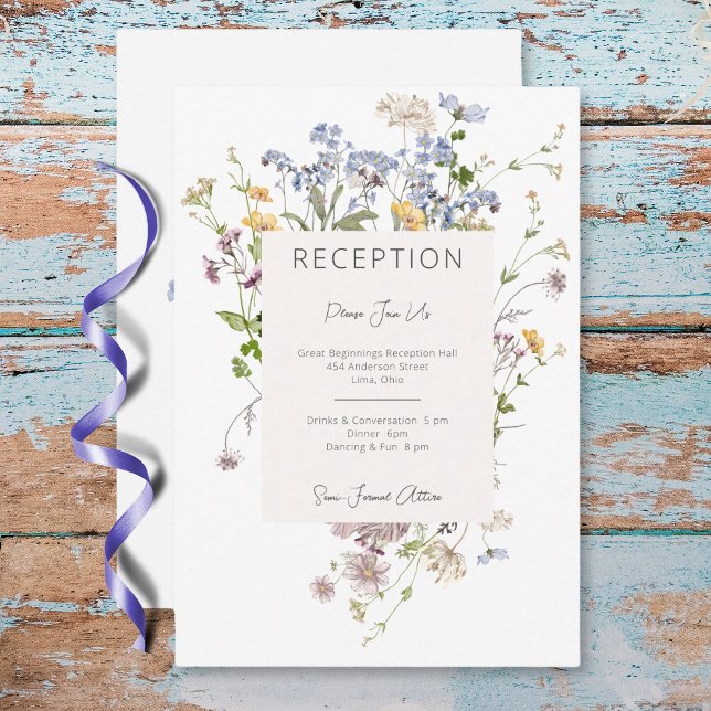 Carte D'accompagnement Mariage de réception blanc Boho Fleur sauvage (Delicate Boho Wildflowers White Reception Wedding Enclosure Card)