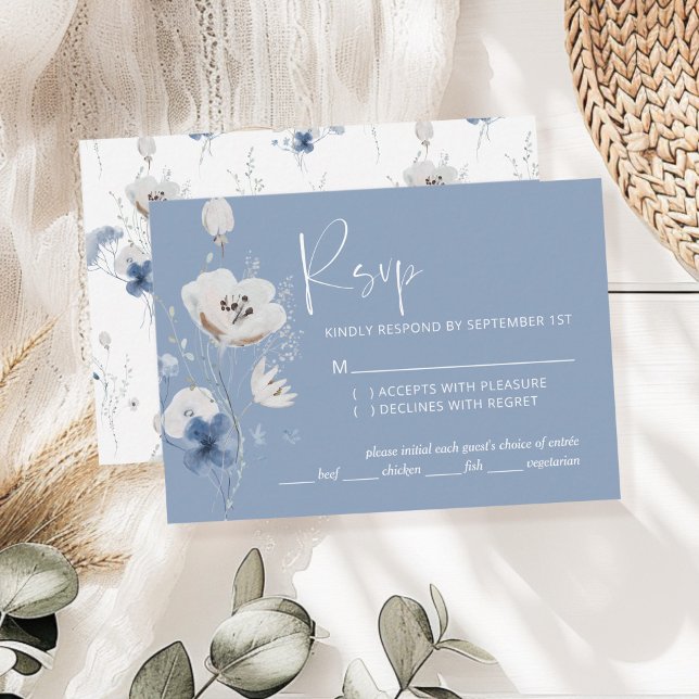 Carte D'accompagnement Mariage floral bleu Dusty RSVP (Créateur téléchargé)