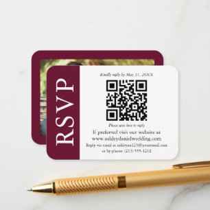 Carte D'accompagnement Mariage moderne QR RSVP photo Bourgogne et blanc