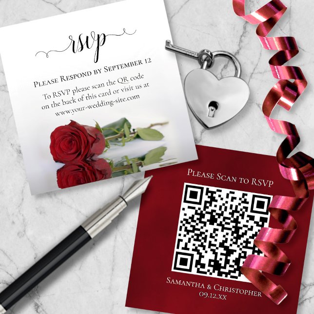 Carte D'accompagnement Mariage romantique rouge rose RSVP QR Code (Front/Back)