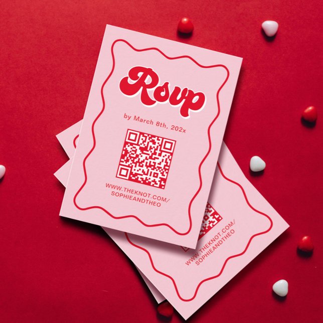 Carte D'accompagnement Mariage rose et rouge rétro RSVP QR Code (Créateur téléchargé)
