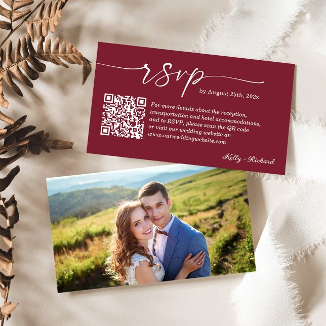 Carte D'accompagnement Mariage rouge Bourgogne RSVP Site web QR Code Phot (Créateur téléchargé)