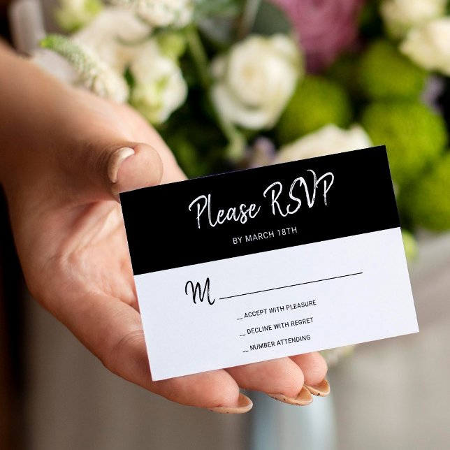 Carte D'accompagnement Mariage simple moderne en noir et blanc RSVP (Créateur téléchargé)