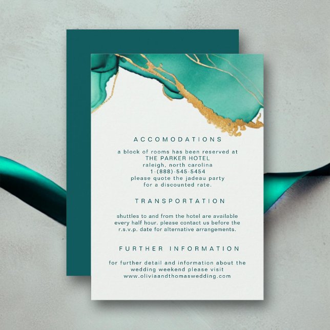 Carte D'accompagnement Modern Emerald Gold Summer Beach Détails de mariag (emerald green gold modern wedding details card elegant romantic beach)