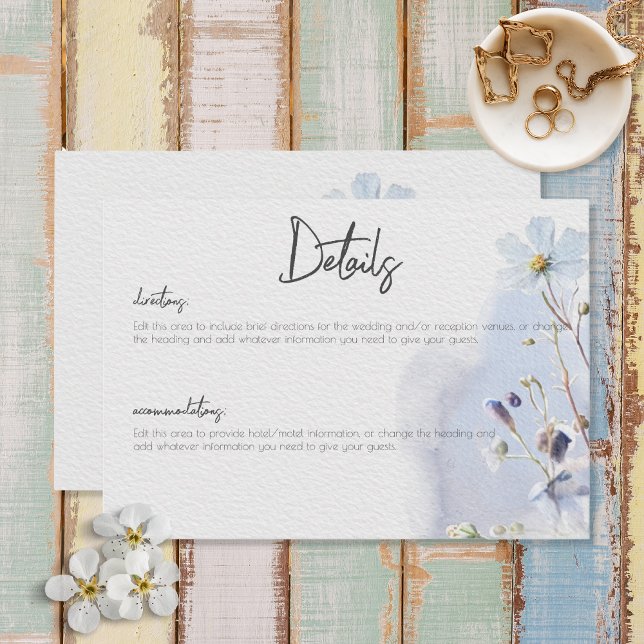 Carte D'accompagnement Moderne Periwinkle Blue Fleurs sauvages Détails (Créateur téléchargé)