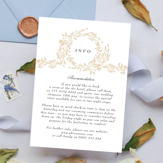 Carte D'accompagnement Monogram Blush Crest traditionnel Mariage élégant (Créateur téléchargé)