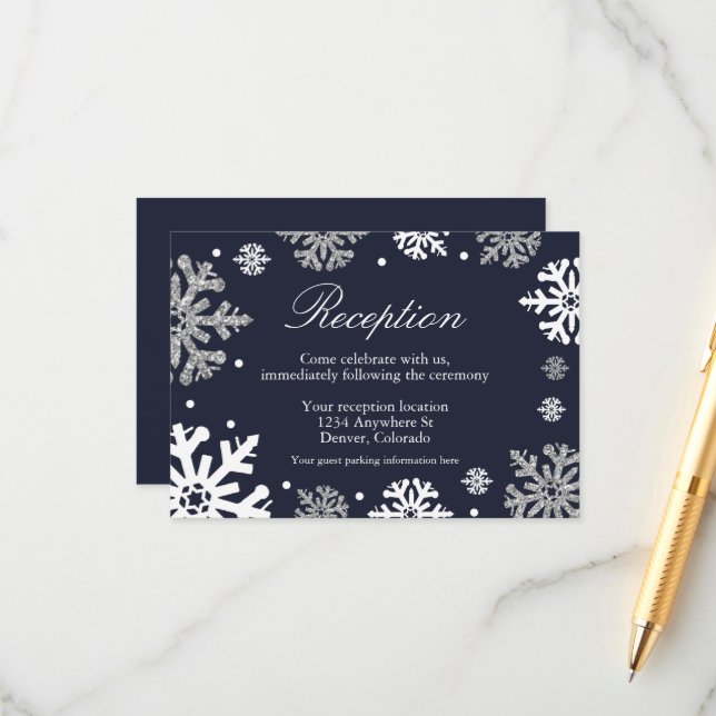 Carte D'accompagnement Navy Blue Snowflakes Réception de mariage hivernal (Devant/Arrière en situation)