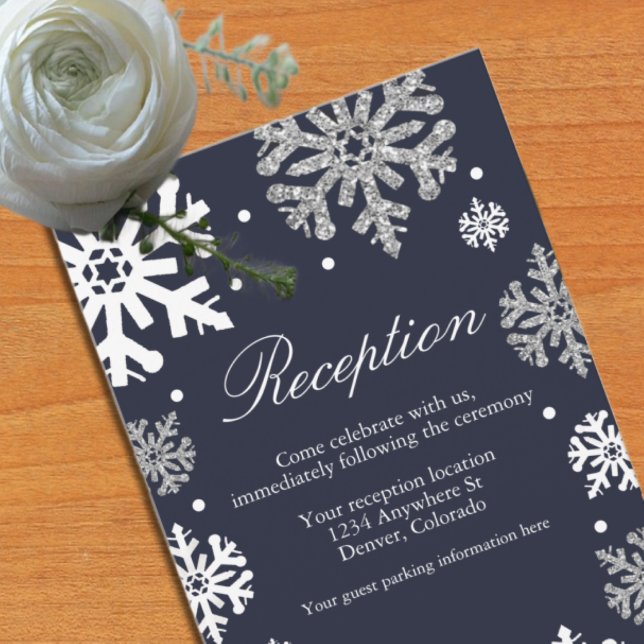 Carte D'accompagnement Navy Blue Snowflakes Réception de mariage hivernal (Créateur téléchargé)