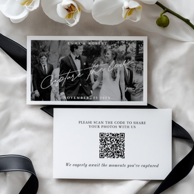 Carte D'accompagnement Photo Mariage moderne Capture Le code QR d'amour (Modern Wedding Photo Capture The Love QR Code Enclosure Card)